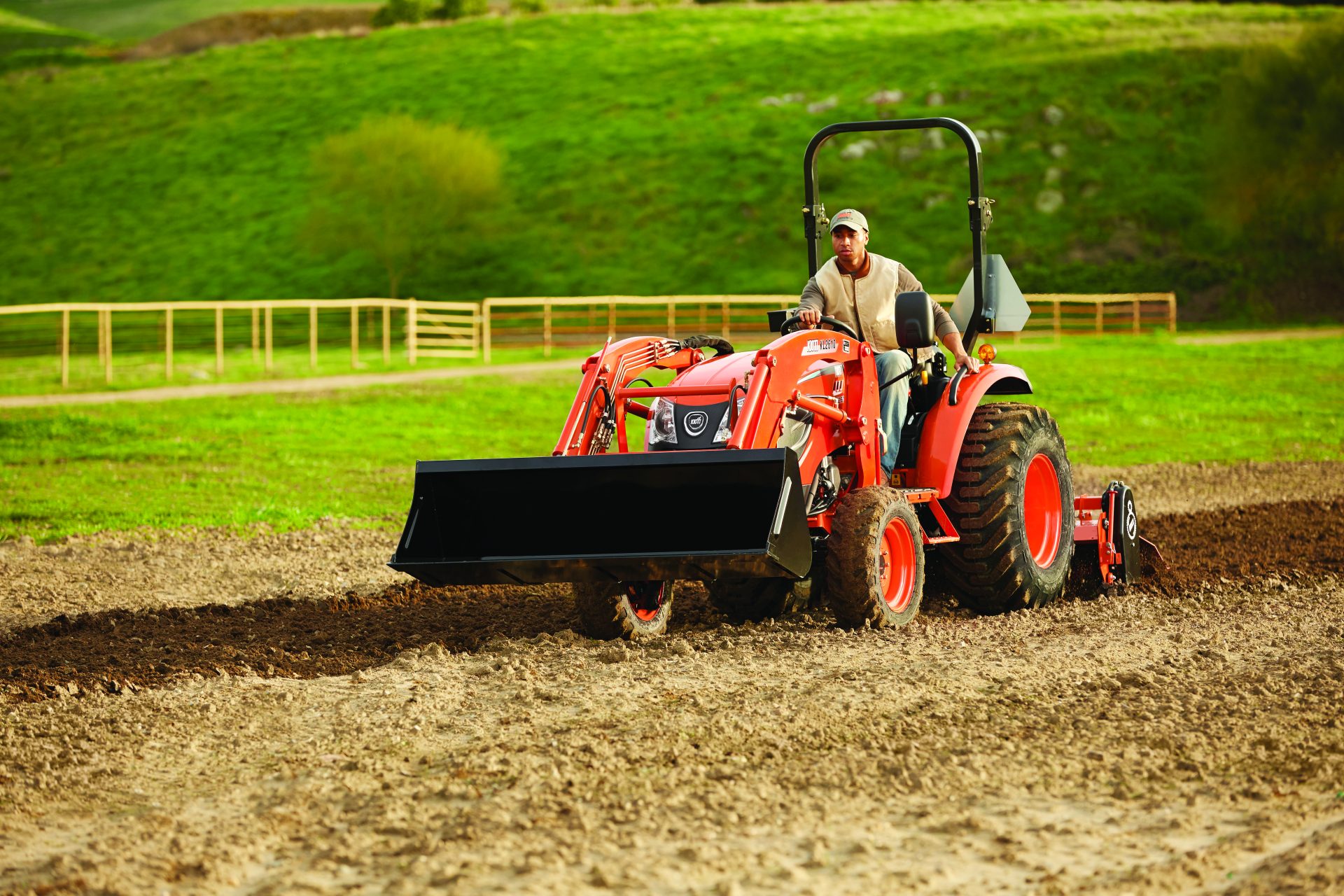 KIOTI CK-3520: A Versatile and Reliable Compact Tractor